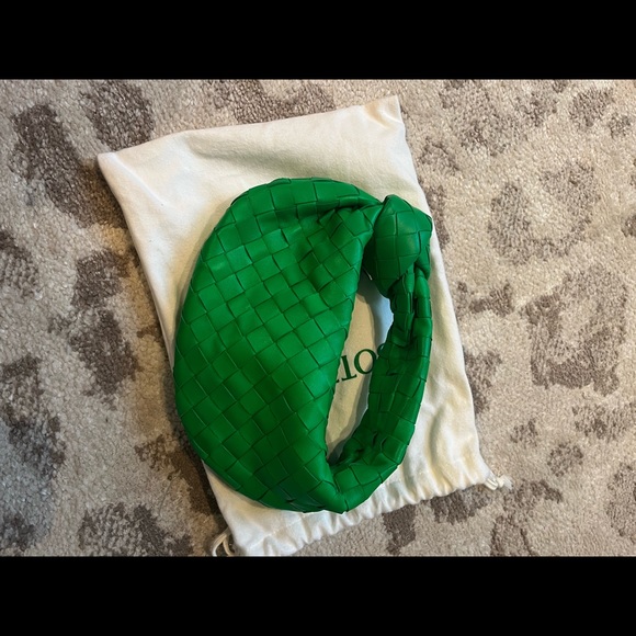 Bottega Veneta Mini Jodie in Parakeet Green - Picture 11 of 13